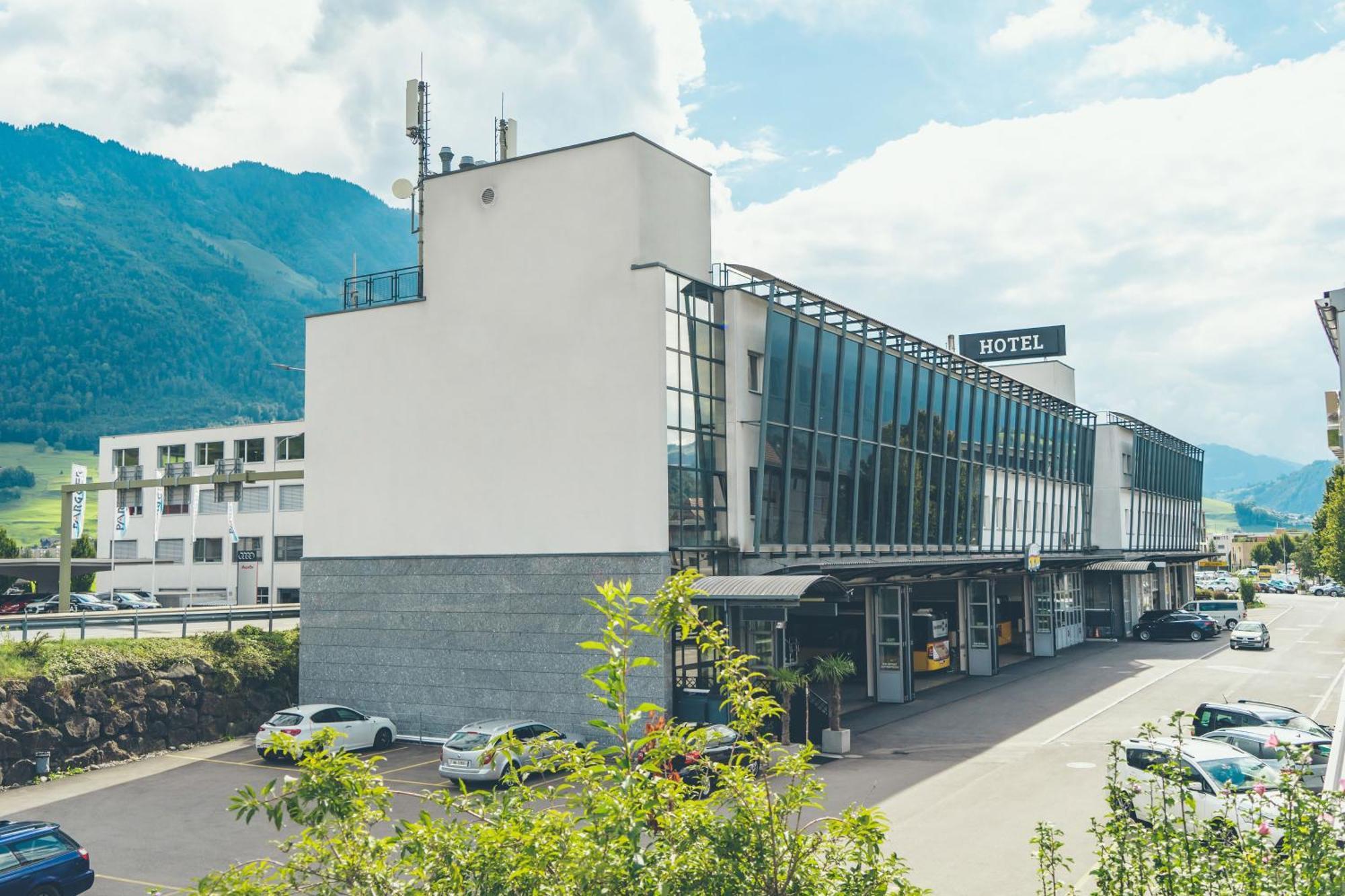 Tailormade Hotel Stans Sued Exterior foto